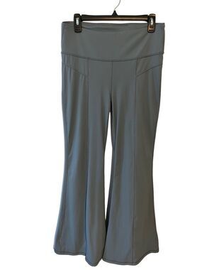 Joy Lab grayish blue flared leg yoga pants - L